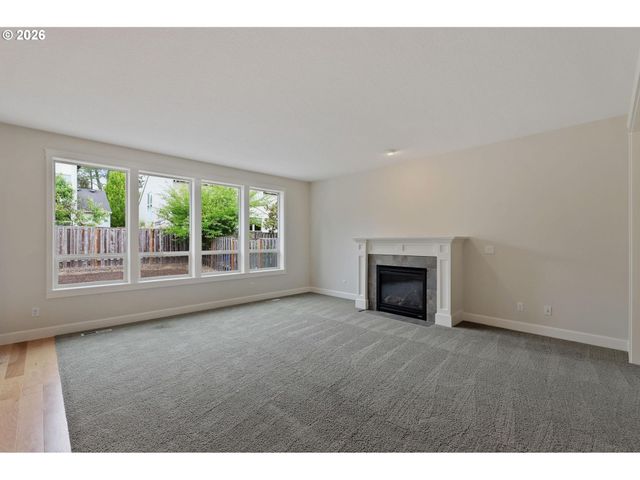 655 Nw WILLOW GLEN Pl, Beaverton, OR 97006