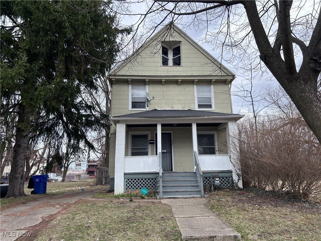 945 E 149th Street, Cleveland, OH 44110
