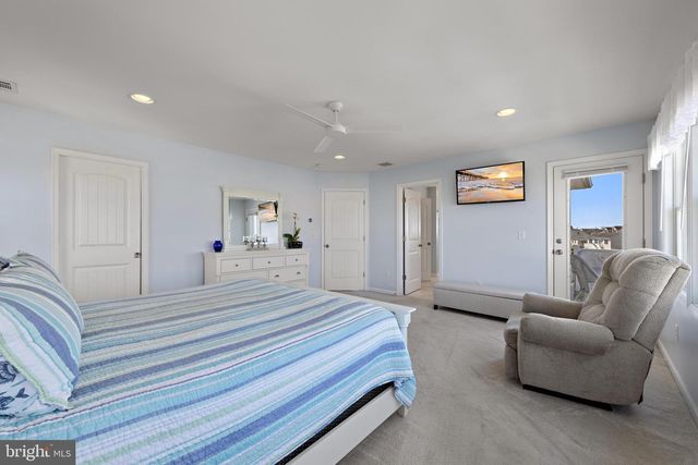 68 ROSALYN DR, Manahawkin, NJ 08050