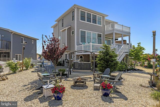 68 ROSALYN DR, Manahawkin, NJ 08050