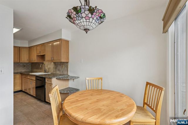 39 Cedarwood, Woodland Park, NJ 07424