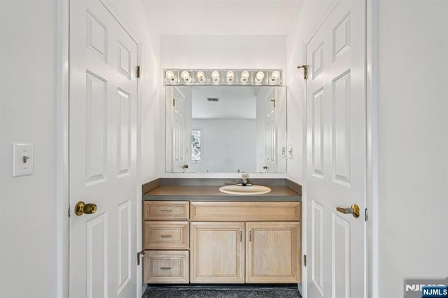 39 Cedarwood, Woodland Park, NJ 07424