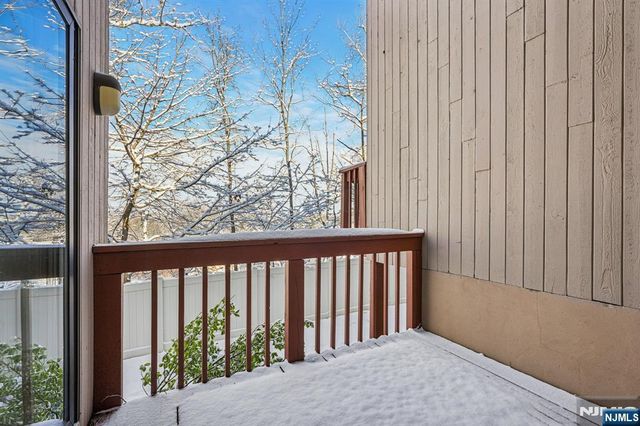 39 Cedarwood, Woodland Park, NJ 07424