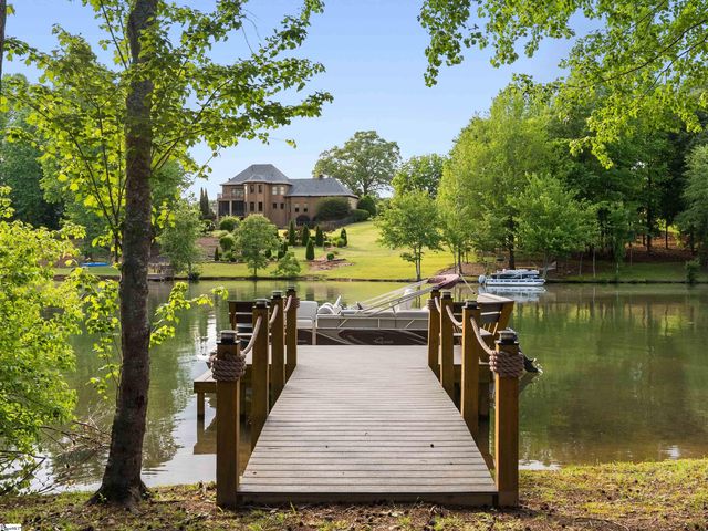 1 Rawlins Court, Greer, SC 29651
