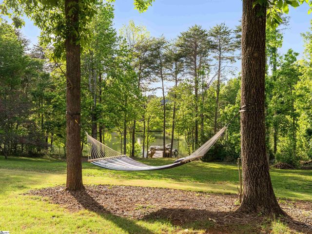 1 Rawlins Court, Greer, SC 29651