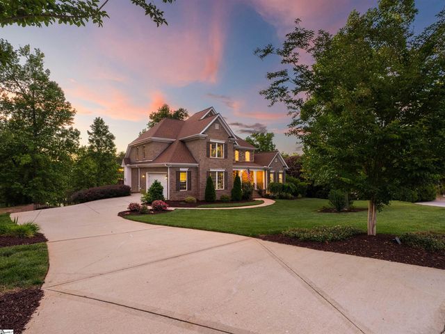 1 Rawlins Court, Greer, SC 29651