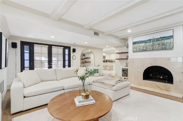 4501 Grimes Place, Encino, CA 91316