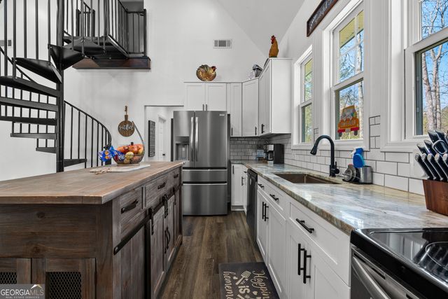 582 W Grantville Road, Grantville, GA 30220