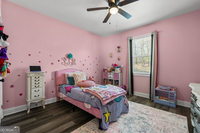 582 W Grantville Road, Grantville, GA 30220