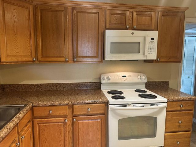 4400 3RD AVENUE S, St Petersburg, FL 33711