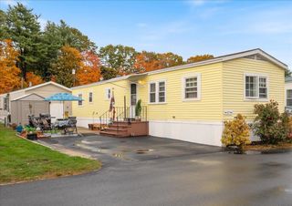 27 Bell Drive, Salem, NH 03079