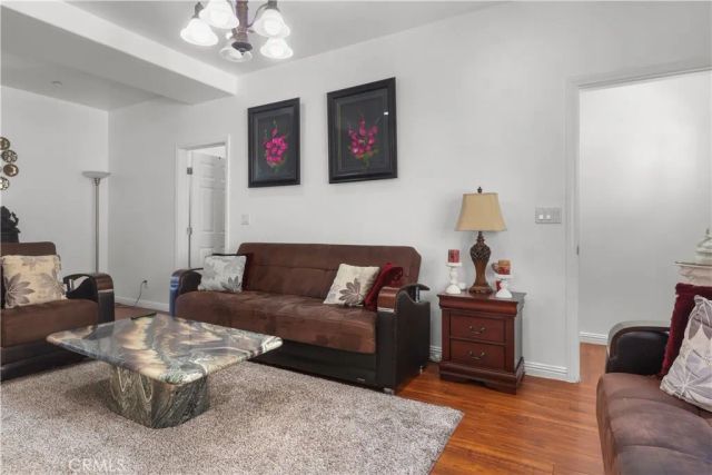 9882 Broadway B, Anaheim, CA 92804