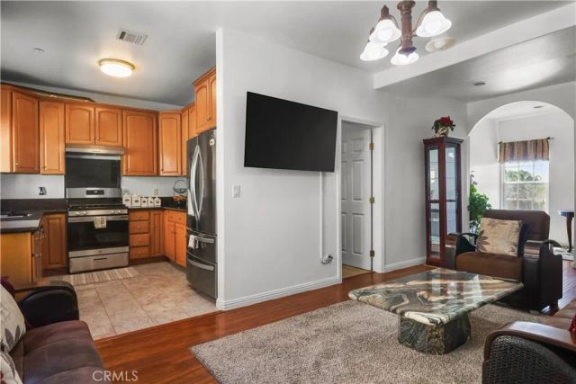 9882 Broadway B, Anaheim, CA 92804