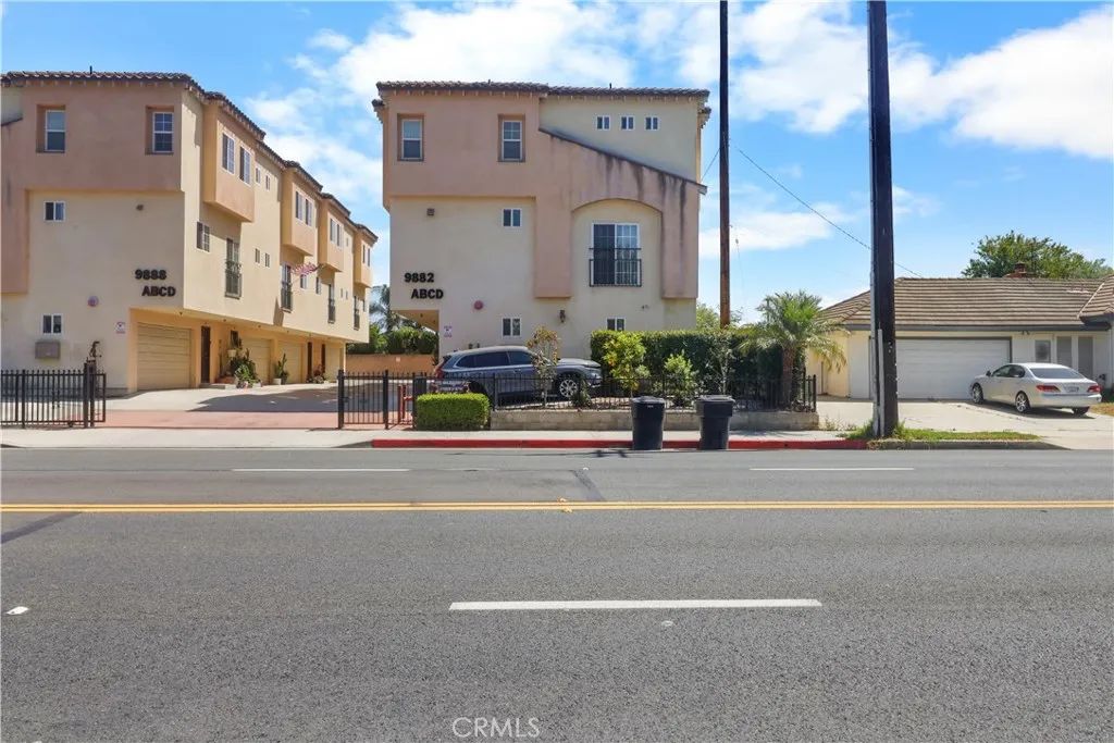 9882 Broadway B, Anaheim, CA 92804