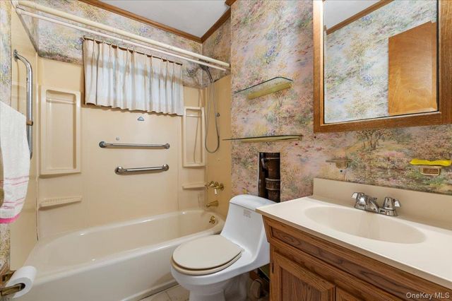 1680 Pine Acres Boulevard, Bay Shore, NY 11706