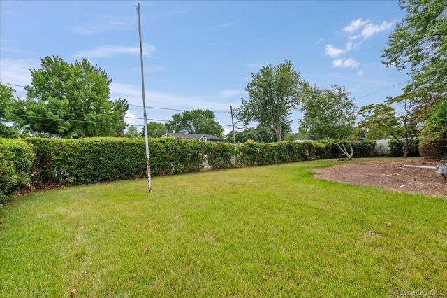 1680 Pine Acres Boulevard, Bay Shore, NY 11706