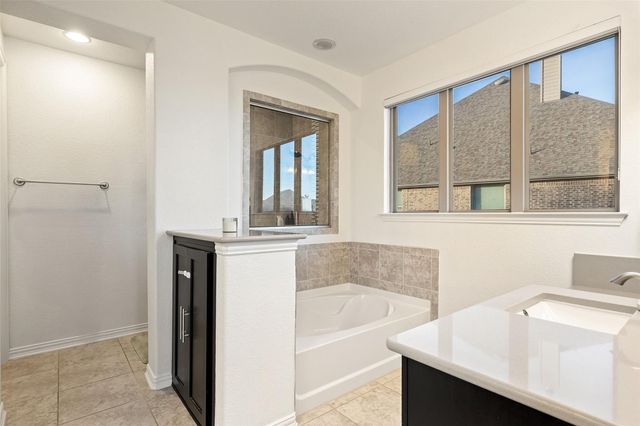 22212 Cape Travis BND, Lago Vista, TX 78645