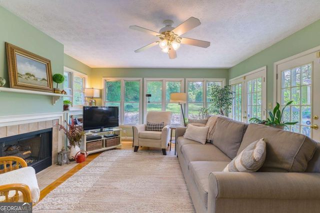 2343 Burch Circle NE, Brookhaven, GA 30319