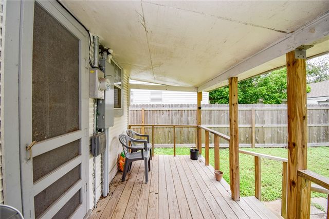458 Louisiana Ave, Corpus Christi, TX 78404