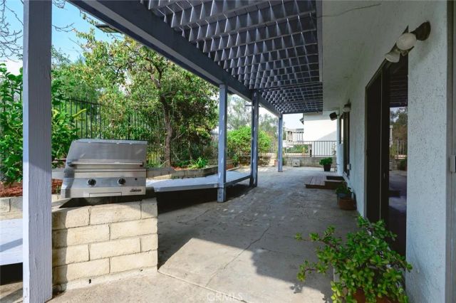 11129 Canyon Meadows Drive, Whittier, CA 90601