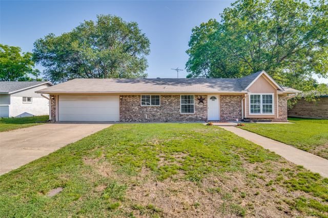 2003 Egret Lane, Greenville, TX 75402