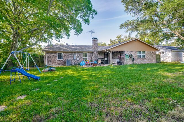 2003 Egret Lane, Greenville, TX 75402