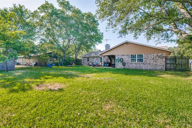 2003 Egret Lane, Greenville, TX 75402