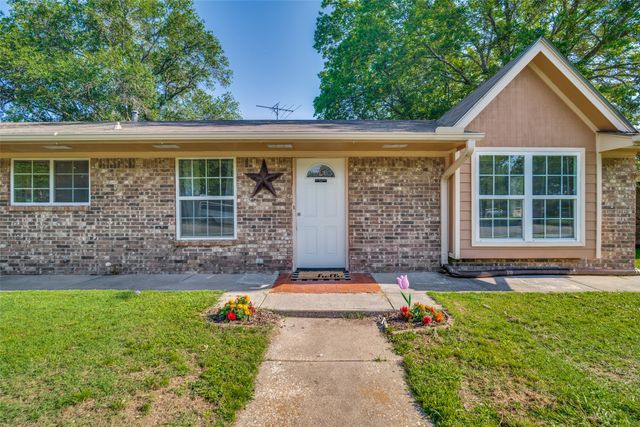 2003 Egret Lane, Greenville, TX 75402