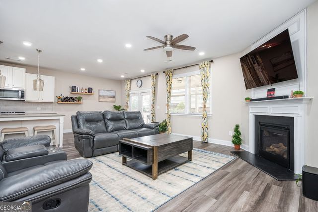 105 Discovery Drive, Acworth, GA 30102
