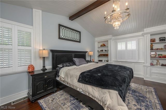 374 Silver Ridge Drive, Copley, OH 44321