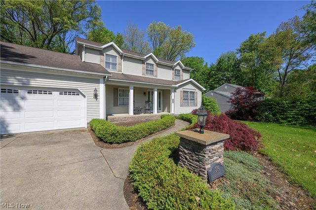 374 Silver Ridge Drive, Copley, OH 44321