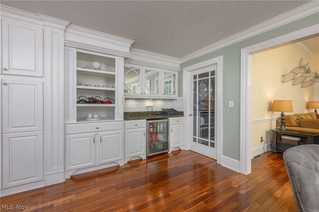 374 Silver Ridge Drive, Copley, OH 44321