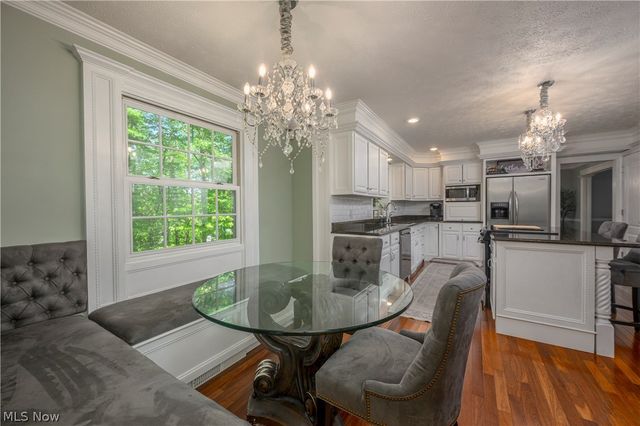 374 Silver Ridge Drive, Copley, OH 44321