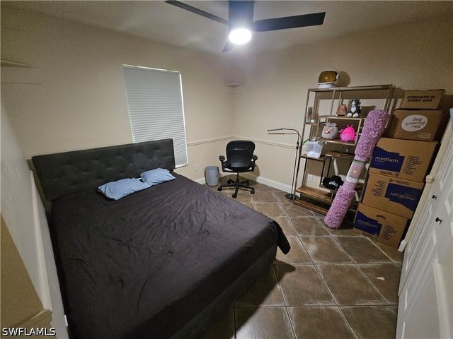 2430 Golden Gate BLVD E, Naples, FL 34120