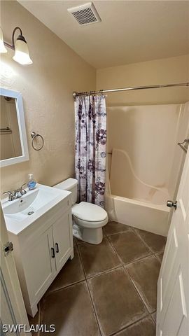 2430 Golden Gate BLVD E, Naples, FL 34117