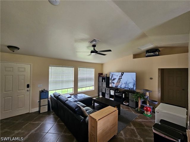 2430 Golden Gate BLVD E, Naples, FL 34120