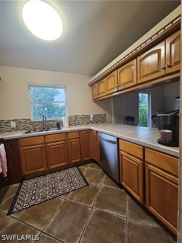 2430 Golden Gate BLVD E, Naples, FL 34120