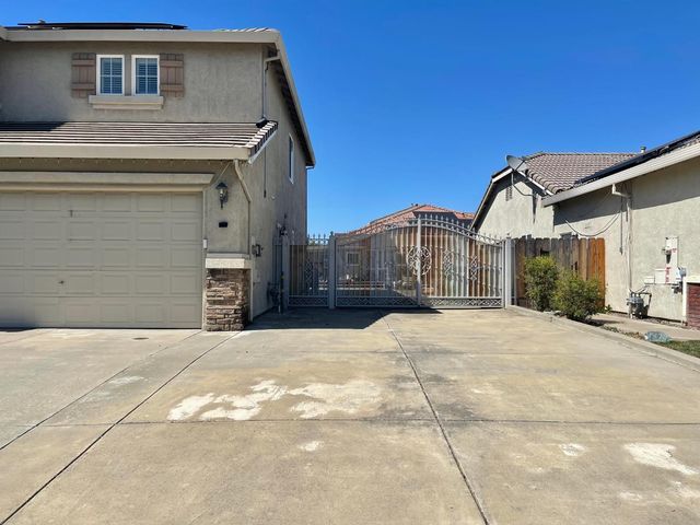 1781 Chatfield Cir, Stockton, CA 95209