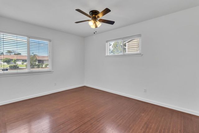 7467 Center Pkwy, Sacramento, CA 95823