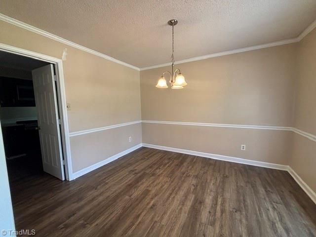 6717 W Friendly Avenue, Greensboro, NC 27410
