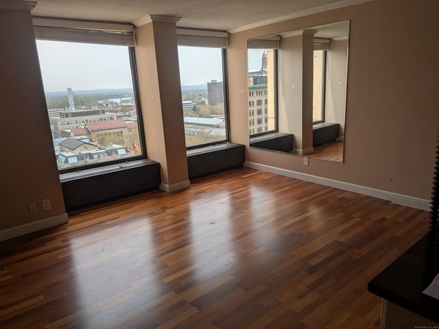 1 Gold Street 16F, Hartford, CT 06103