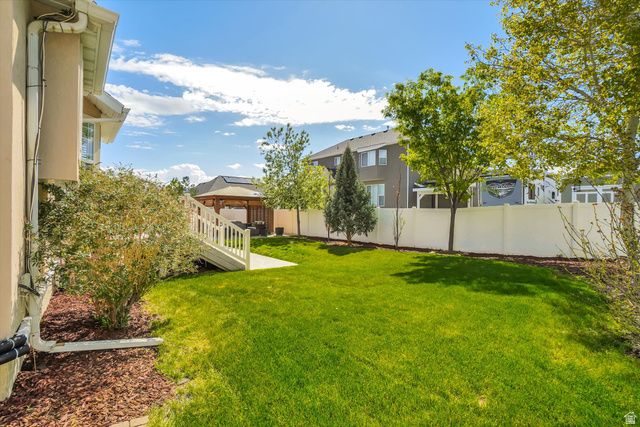 5647 W RED NARROWS DR, West Jordan, UT 84081