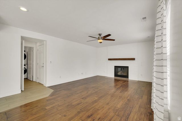 5647 W RED NARROWS DR, West Jordan, UT 84081