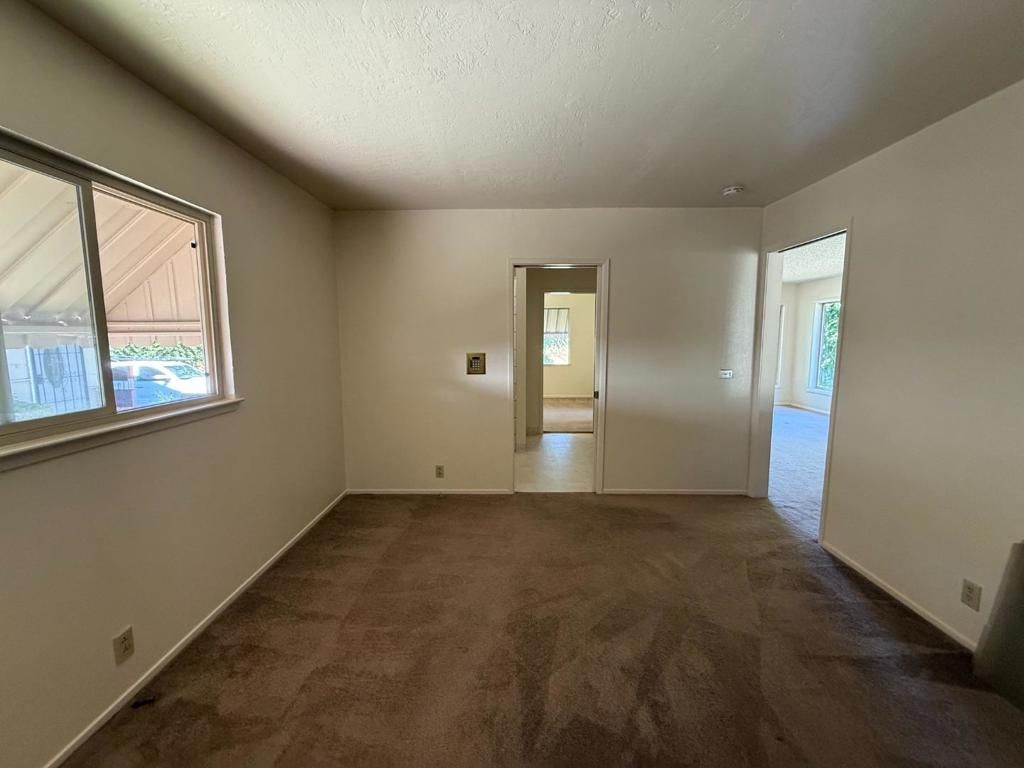 Image 13 of property listing at Address unavailable.