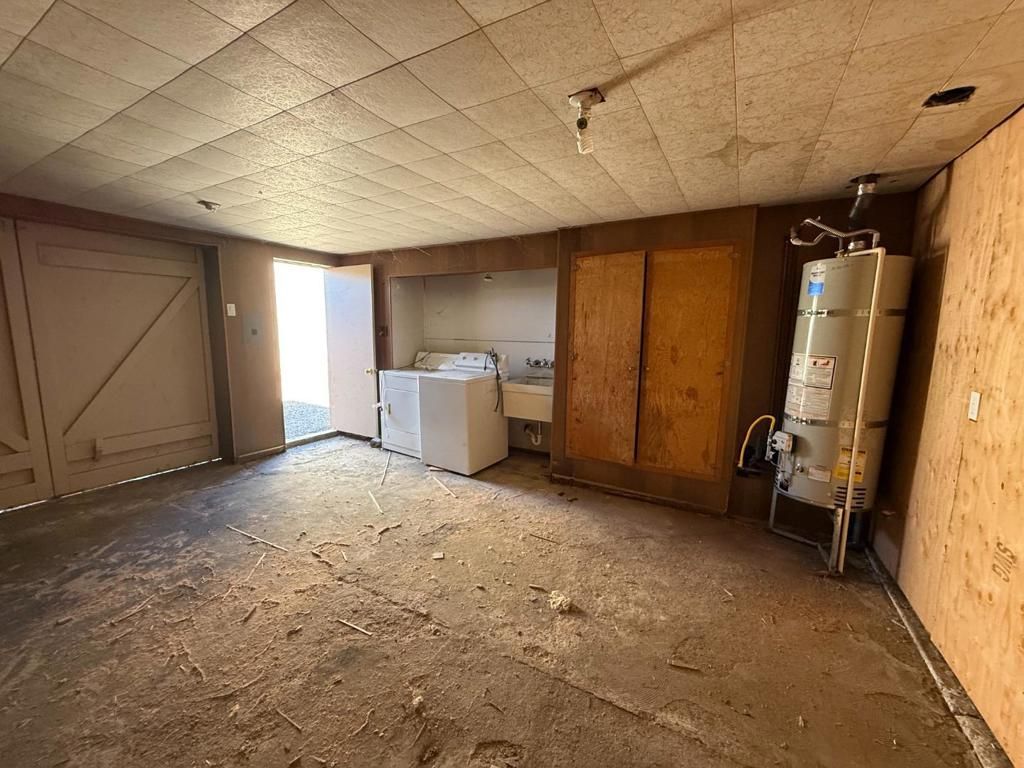 Image 16 of property listing at Address unavailable.