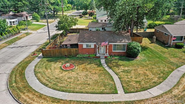 19725 Maplewood Street, Livonia, MI 48152
