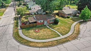 19725 Maplewood Street, Livonia, MI 48152
