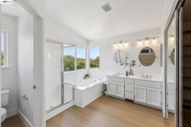262 Ratto Rd, Alameda, CA 94502