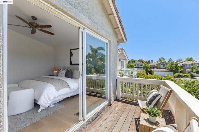 262 Ratto Rd, Alameda, CA 94502