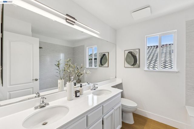 262 Ratto Rd, Alameda, CA 94502